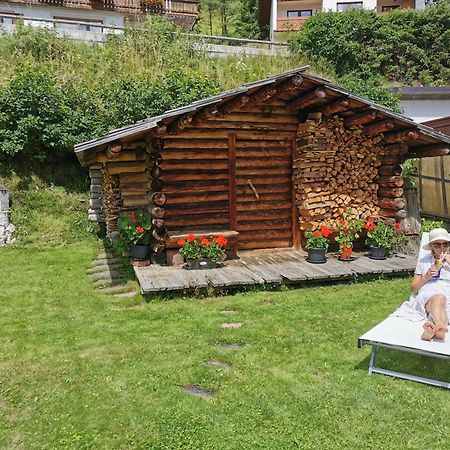 ホテル Garni Cir Santa Cristina Val Gardena エクステリア 写真