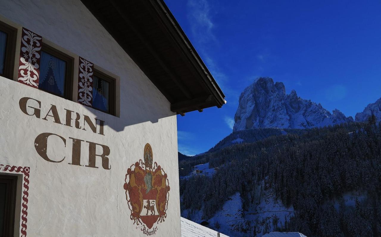 ホテル Garni Cir Santa Cristina Val Gardena エクステリア 写真