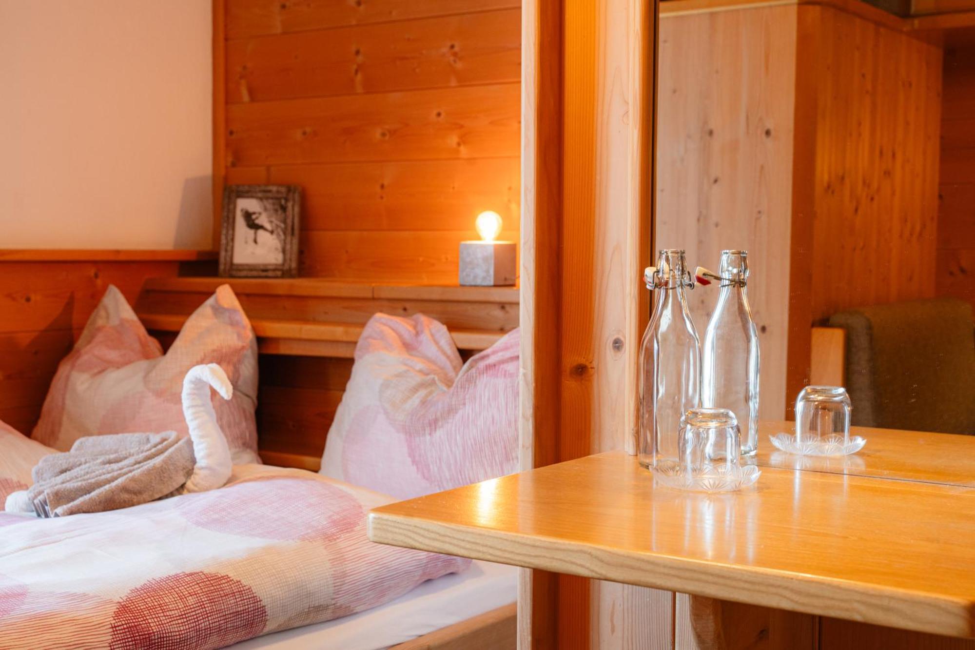ホテル Garni Cir Santa Cristina Val Gardena エクステリア 写真